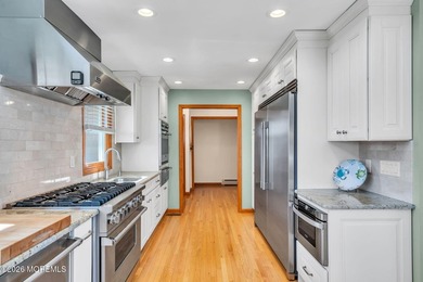 Custom Built Silver Bay Retreat minutes from GSP .Turnkey - photo 10