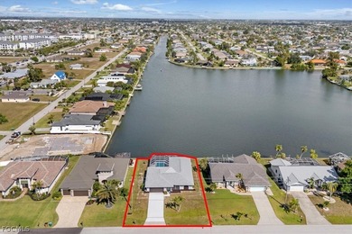 Fully renovated 3BR/2BA + den pool home offering panoramic 180 - photo 4