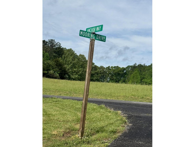 Great opportunity to build a new home in an upscale lake - photo 4
