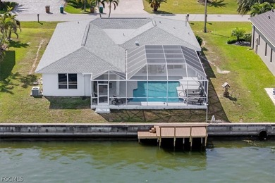 Fully renovated 3BR/2BA + den pool home offering panoramic 180 - photo 5