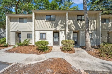 2-BEDROOM, 2.5-BATH CONDO in Woodlake with a LAGOON AND FOUNTAIN - photo 1
