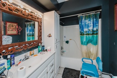 Equestrian Dream on Lay Lake! Welcome to an equestrian lover's - photo 16