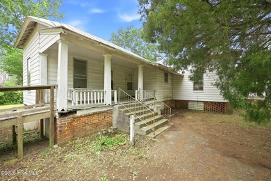 ***Motivated Seller*** Check out this diamond in the rough! This - photo 33