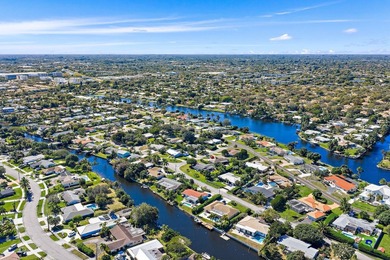 Positioned on an oversized corner lot in Lake Clarke Shores - photo 45