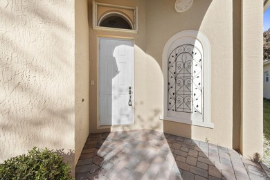 Enjoy privacy and comfort in this 3BR/2BA home with a 2-car - photo 4