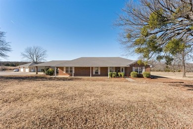 (private lake, pond, creek) Home Sale Pending in Meeker Oklahoma