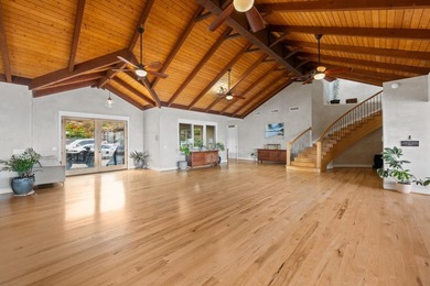 Perched atop 45 acres of Launiupoko's most coveted slopes, this - photo 10