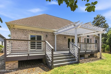 Welcome Home to this beautiful, 3 bedroom, 3 bath home located - photo 11