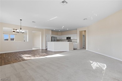 APPROVED SHORT SALE! Spacious and move in ready! This - photo 10