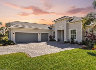 Turnkey living, endless sunsets and bundled golf await at this - photo 1