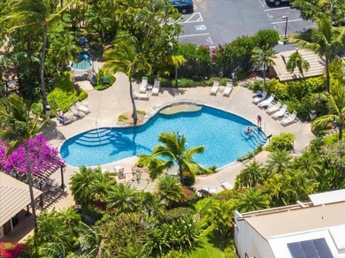 Beautifully renovated and ideally located, this ground-floor - photo 4
