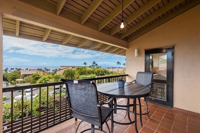 Enjoy stunning panoramic Ocean, Outer Island, and Haleakala - photo 10