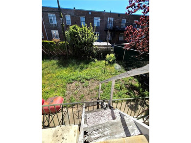 2 FAMILY 3 BEDROOM OVER 2 BEDROOM WITH FINISH BASEMENT PVT DRIVE - photo 12