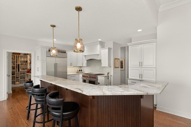 Custom 5-BD, 4.5-BA, 4,290-square-foot home commands a hilltop - photo 17