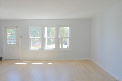 2 Bedroom, 1 1/2 Baths,,,, Attached Pud. (Looks Like a Condo - photo 6