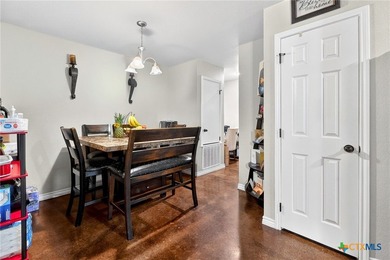 Beautiful rock and brick duplex offering timeless curb appeal - photo 7