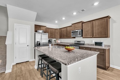 Welcome to 1879 Towne Street - an end-unit townhouse on a prime - photo 7
