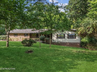 Lake Home Sale Pending in Knoxville, Tennessee