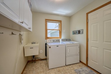 Open floor plan and updated kitchen highlight new granite - photo 16