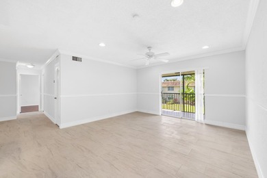 Welcome to this beautifully maintained 2-bedroom, 2-bath condo - photo 18