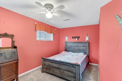 Not many properties can offer a 3 bed/2 bath home, 2 guest - photo 22