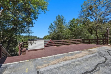 If you're looking for amazing lake views and room for the whole - photo 2