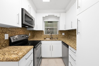 Welcome to this beautifully maintained 2-bedroom, 2-bath condo - photo 25