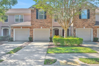 Lake Condo For Sale in Jacksonville, Florida