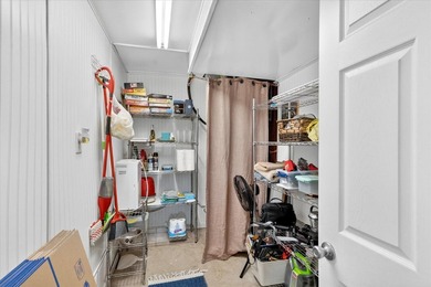 Not many properties can offer a 3 bed/2 bath home, 2 guest - photo 34