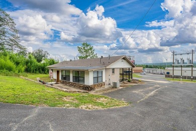 140 Amity Road presents a rare opportunity for a versatile - photo 37