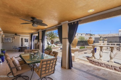 Tucked into a central Lake Havasu location, this truly - photo 39