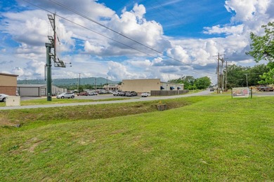 140 Amity Road presents a rare opportunity for a versatile - photo 42