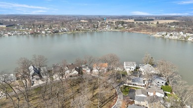 Beautiful Island Park Home on Hamilton Lake features 80ft of - photo 3