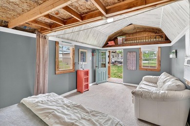 Not many properties can offer a 3 bed/2 bath home, 2 guest - photo 46