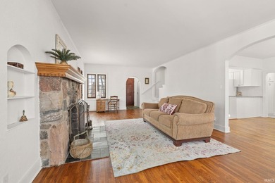 Beautiful Island Park Home on Hamilton Lake features 80ft of - photo 9