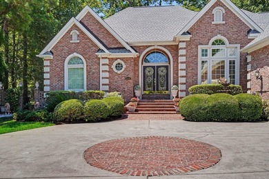 This exceptional 3-bedroom, 3.5-bath all-brick custom home is - photo 1