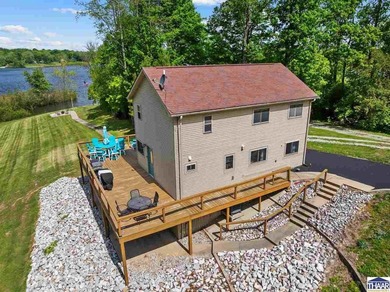 Welcome to Racoon Lake. This isn't just a property, but a dream - photo 8