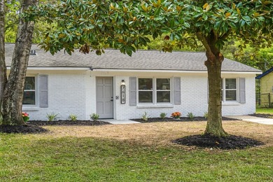 Welcome to 7618 Vanderbrook Place in North Charleston, a - photo 2