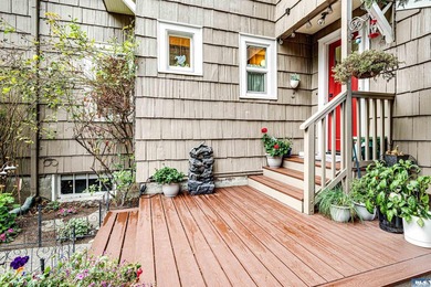 A true timeless 1937 classic craftsman with sweeping - photo 11