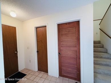 Discover the perfect blend of space and potential in this 3-bed - photo 16