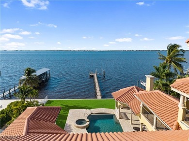 Experience the perfect blend of luxury and warmth in this - photo 3