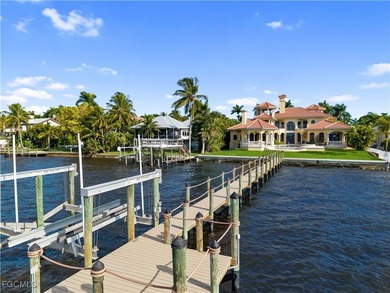Experience the perfect blend of luxury and warmth in this - photo 5