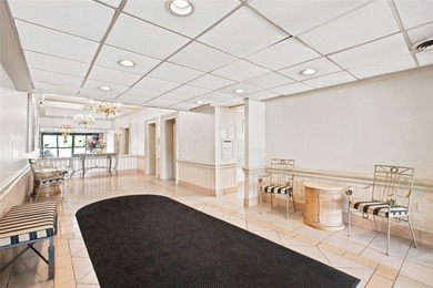 Enjoy effortless, low-maintenance living in this bright and - photo 30