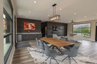 Additional listing photo 2