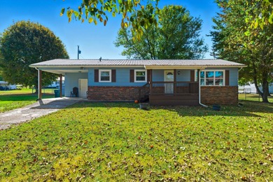 Douglas Lake Home For Sale in White Pine Tennessee