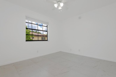 Fantastic Find In The Heart Of Coral Springs! This 7-Unit - photo 21