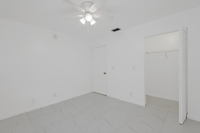 Fantastic Find In The Heart Of Coral Springs! This 7-Unit - photo 23