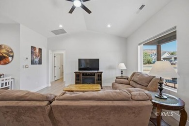 Welcome home to this charming 1,322 sq. ft. retreat, perfectly - photo 8