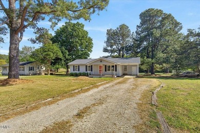 REDUCED!! Remodeled 3 Bedroom, 1 Bath home at an incredible - photo 29
