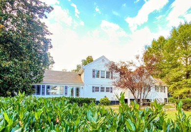 Douglas Lake Home For Sale in Dandridge Tennessee